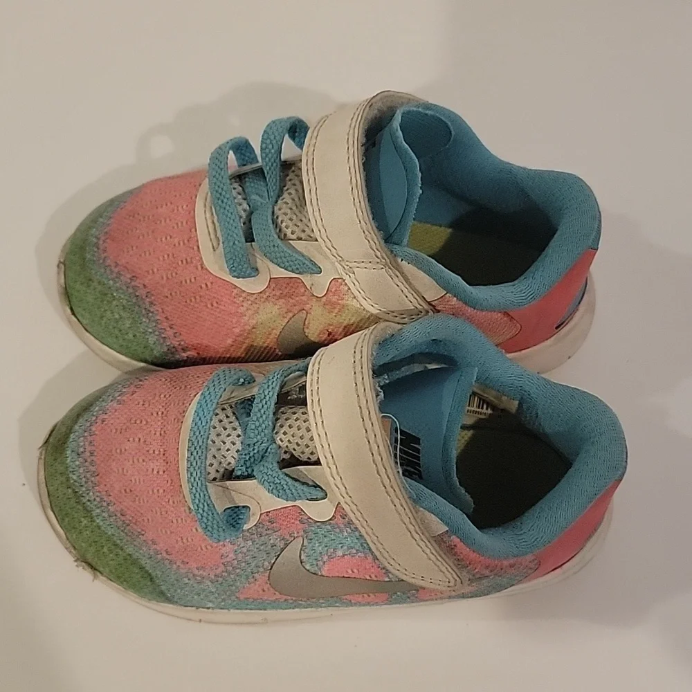 Nike free size 7c rainbow UK 6.5 girls sneakers shoe nike girls